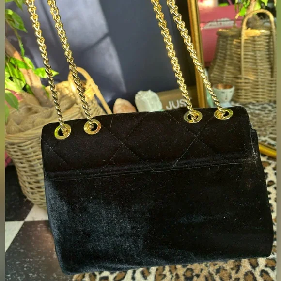 Steve Madden Black Velvet Bag with Gold Chain - Picture 9 of 9